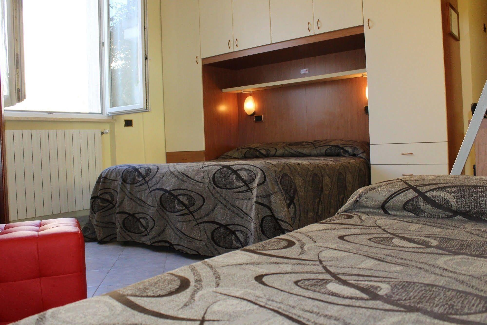 Hotel Eco Del Mare Marina di Massa Extérieur photo